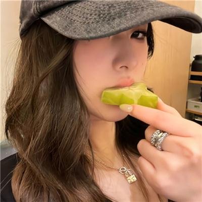 染成茜色的坂道